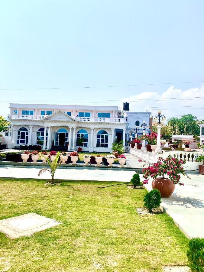 Dream Palace Resort Catmandu Exterior foto