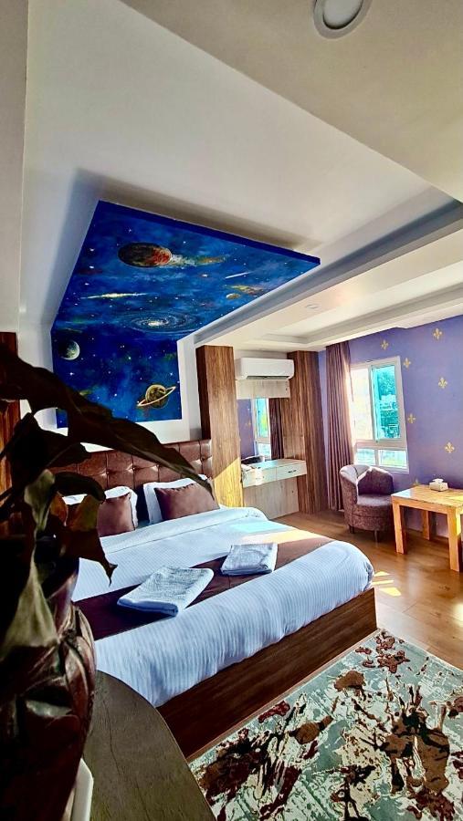 Dream Palace Resort Catmandu Exterior foto