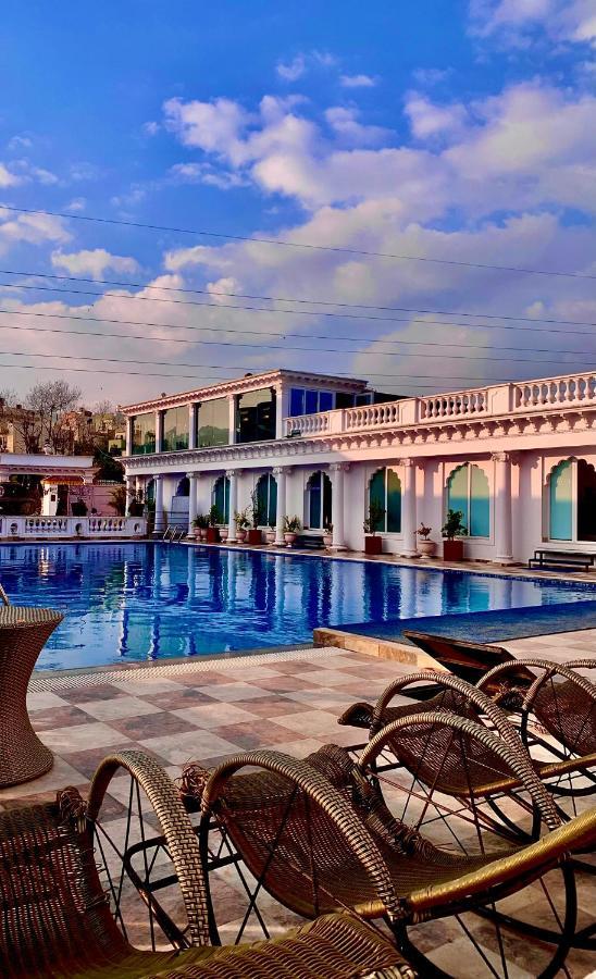 Dream Palace Resort Catmandu Exterior foto